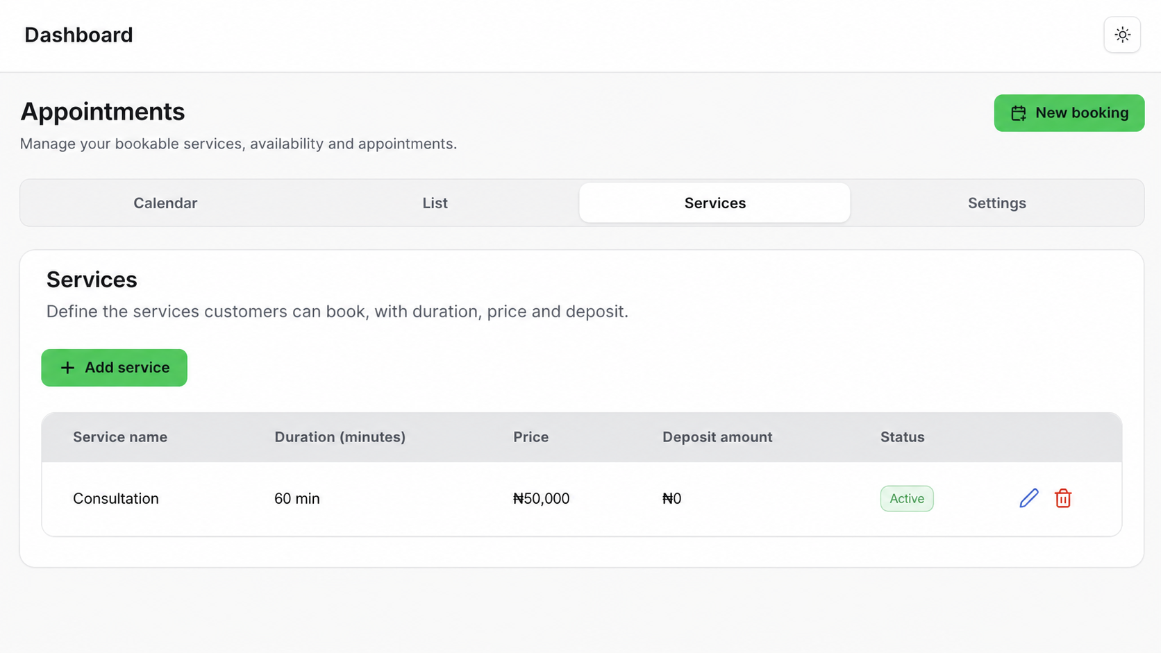 Public-safe Services view with an active consultation, duration, price, and deposit amount